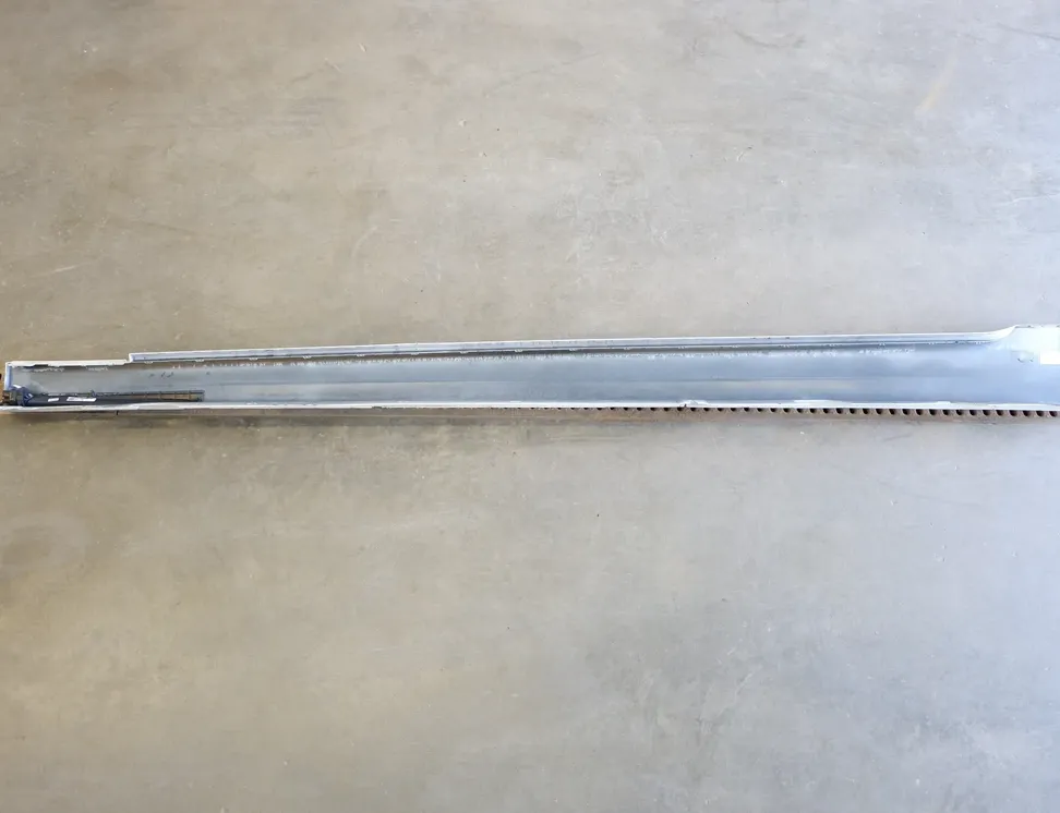 BMW 7 Series G11/G12 (2015-2023) Prawa plastikowa osłona listwy bocznej 8065170,8059980,7853912,7370180 35106403