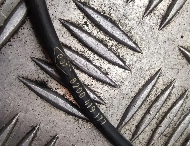 RENAULT Clio 3 generation (2005-2012) Front Left ABS Sensor 8200419177 13749321