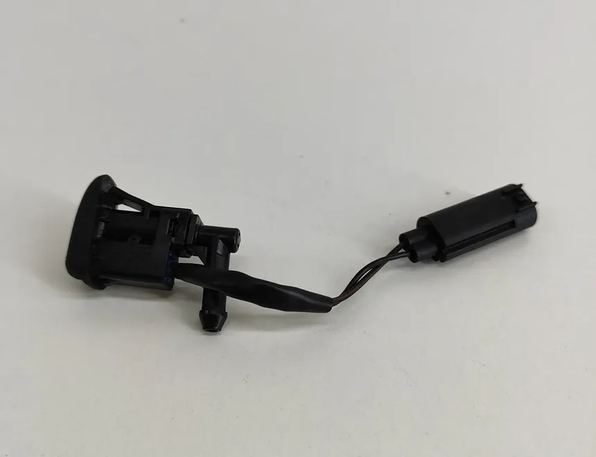 BMW 1 Series E81/E82/E87/E88 (2004-2013) Dysza do szyby przedniej 7110854 22905768