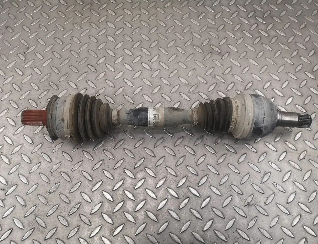 MERCEDES-BENZ A-Class W176 (2012-2018) Przedni lewy wał napędowy A2463302301 32842142