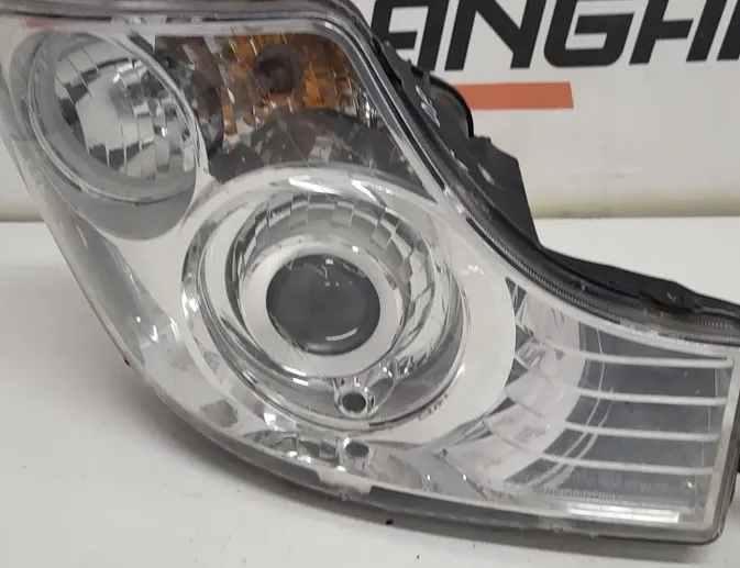 MERCEDES-BENZ ACTROS MP4 (2011-present) Przedni prawy reflektor A9608200739 34021030