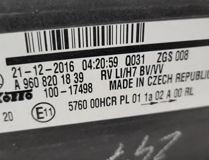 MERCEDES-BENZ ACTROS MP4 (2011-present) Marker lamp A9608201839 34021243