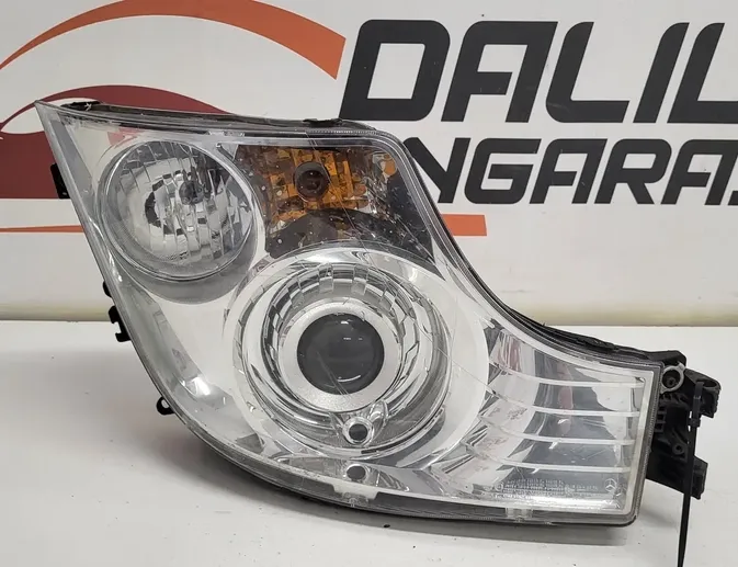 MERCEDES-BENZ ACTROS MP4 (2011-present) Przedni prawy reflektor A9608200739 34021030