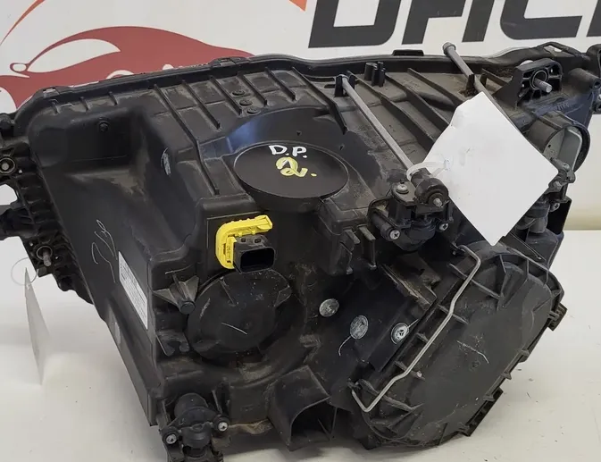 MERCEDES-BENZ ACTROS MP4 (2011-present) Przedni prawy reflektor A9618204339 34021365