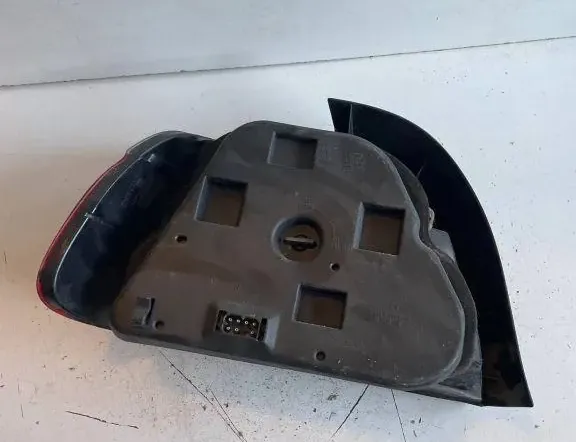 BMW 5 Series E39 (1995-2004) Rear Right Taillight Lamp 14603400 34700533