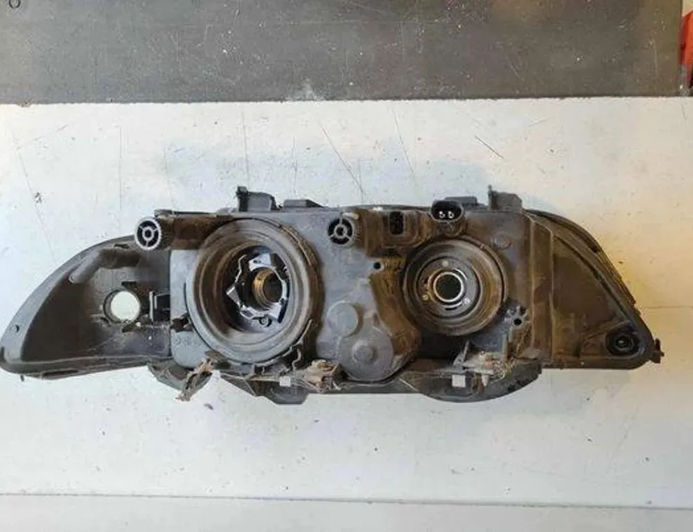 BMW 5 Series E39 (1995-2004) Front Left Headlight 34694310