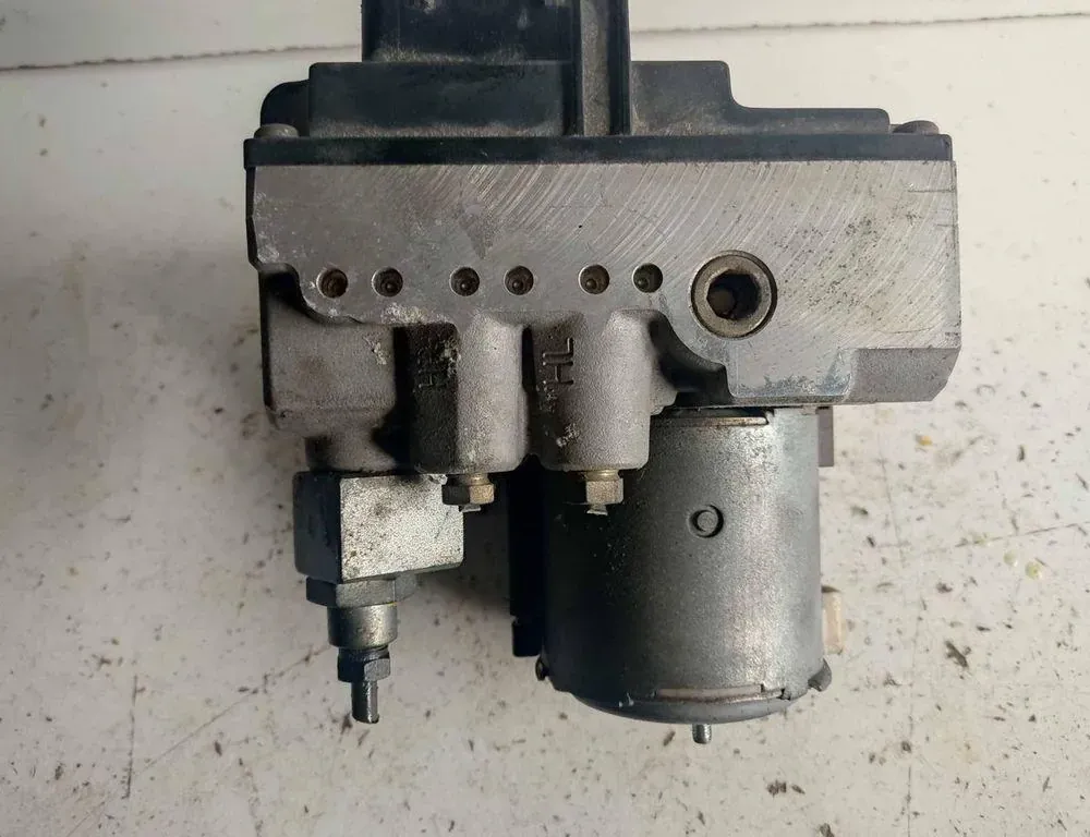 BMW 5 Series E39 (1995-2004) ABS Pump 34511090910,6690913011,J423578414,0265217000 34690106