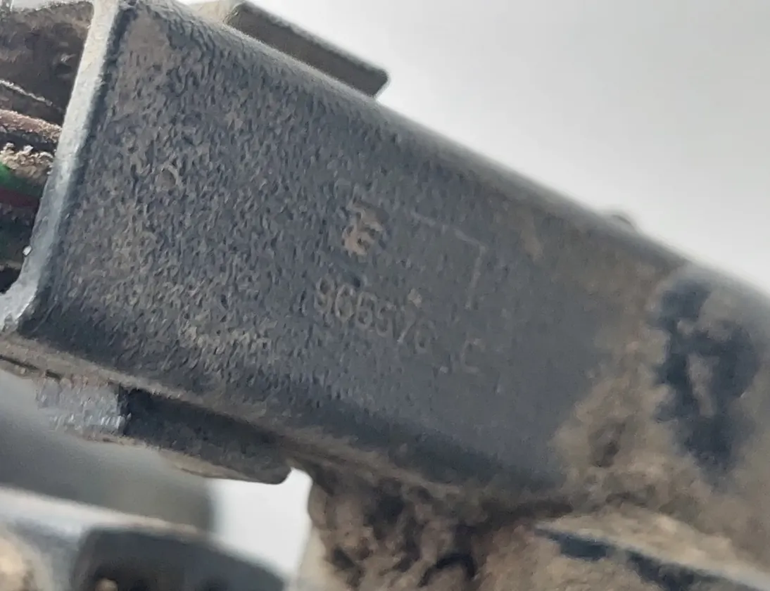 MERCEDES-BENZ ACTROS MP4 (2011-present) Zawór elektromagnetyczny 965576C 34827564