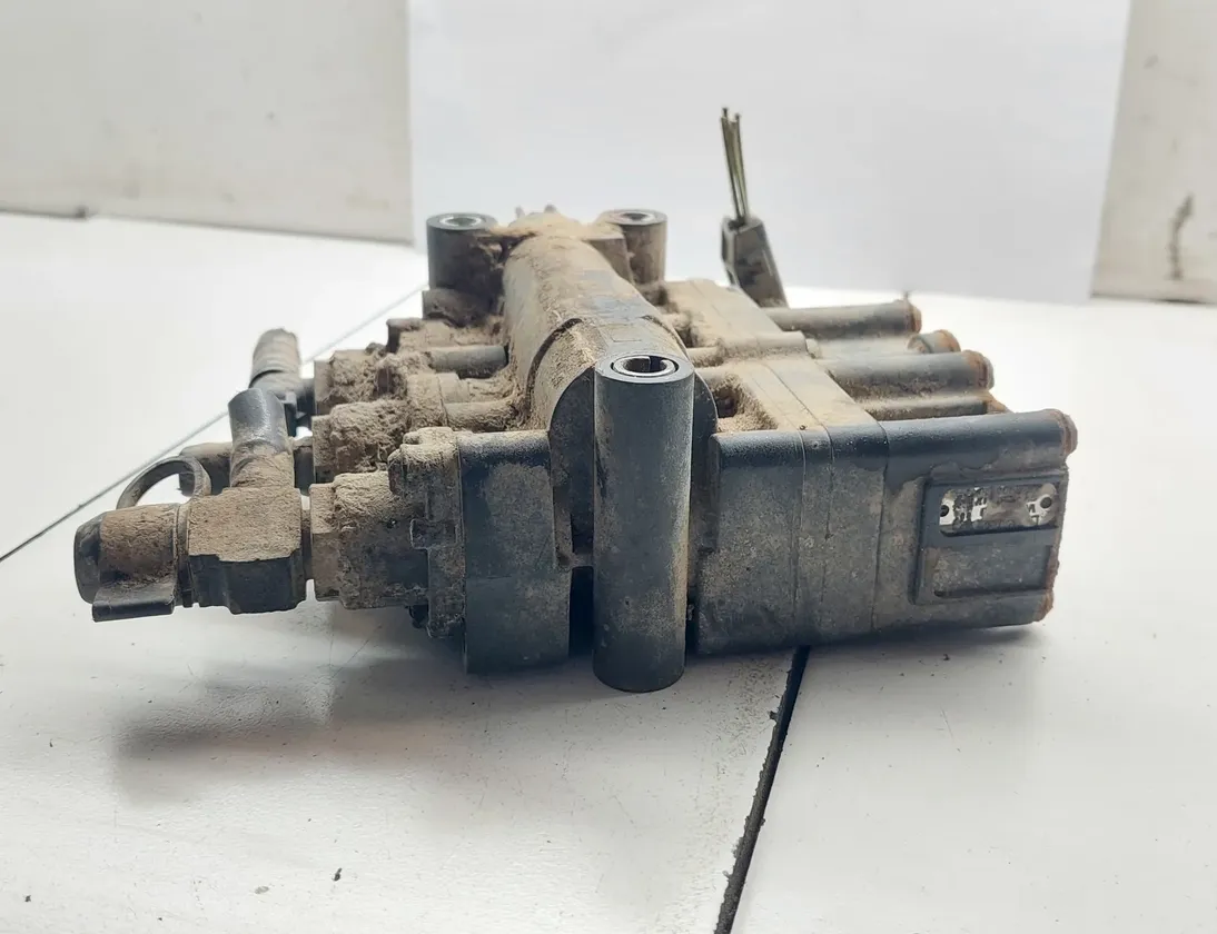 MERCEDES-BENZ ACTROS MP4 (2011-present) Zawór elektromagnetyczny 965576C 34827564