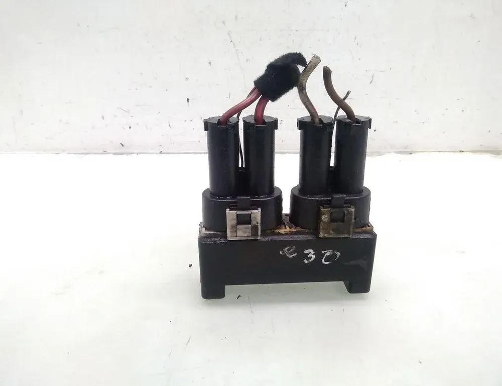 VOLKSWAGEN Sharan 1 generation (1995-2010) Przekaźnik wentylatora płynu chłodzącego 701919506 35062629