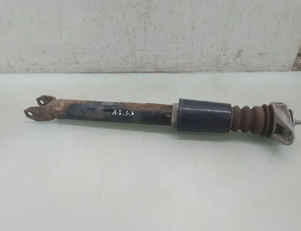 AUDI A8 D2/4D (1994-2002) Rear Left Shock Absorber 35087758