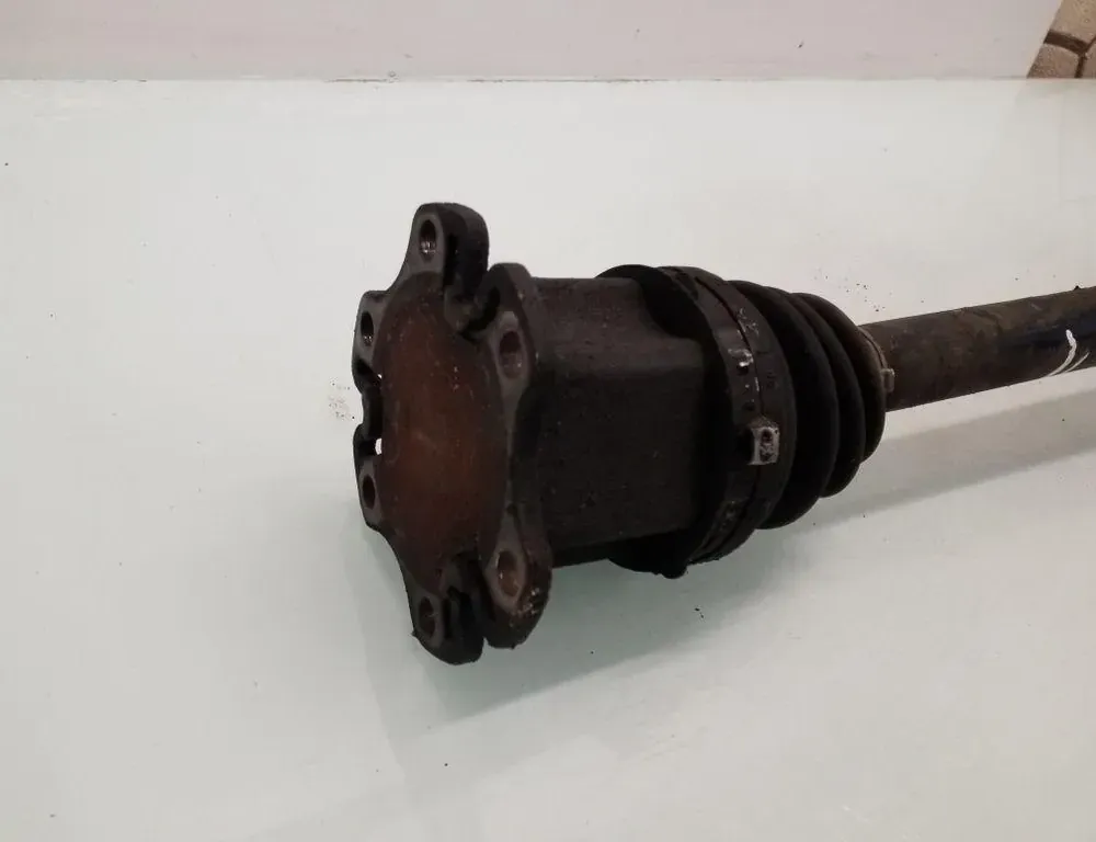 AUDI A6 C6/4F (2004-2011) Przedni lewy wał napędowy 35092259