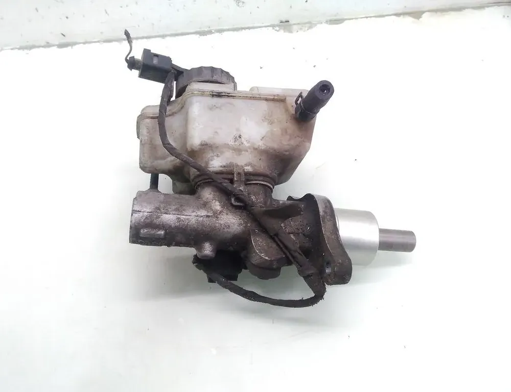 VOLKSWAGEN Touran 1 generation (2003-2015) Brake Cylinder 35100530