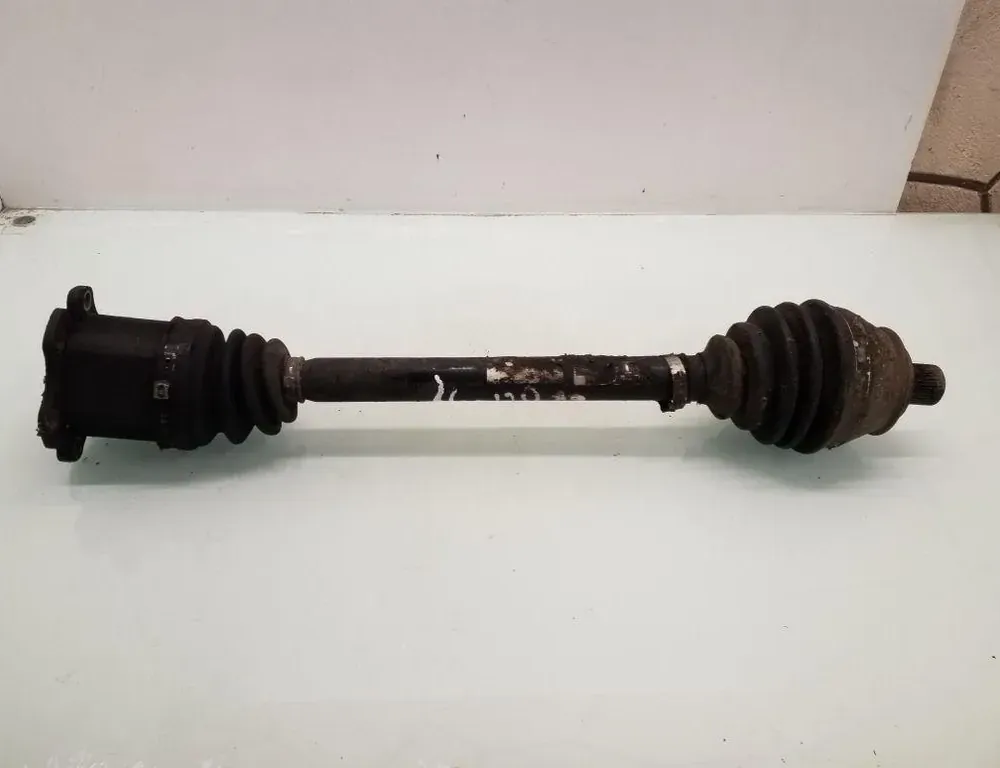 AUDI A6 C6/4F (2004-2011) Przedni lewy wał napędowy 35092259
