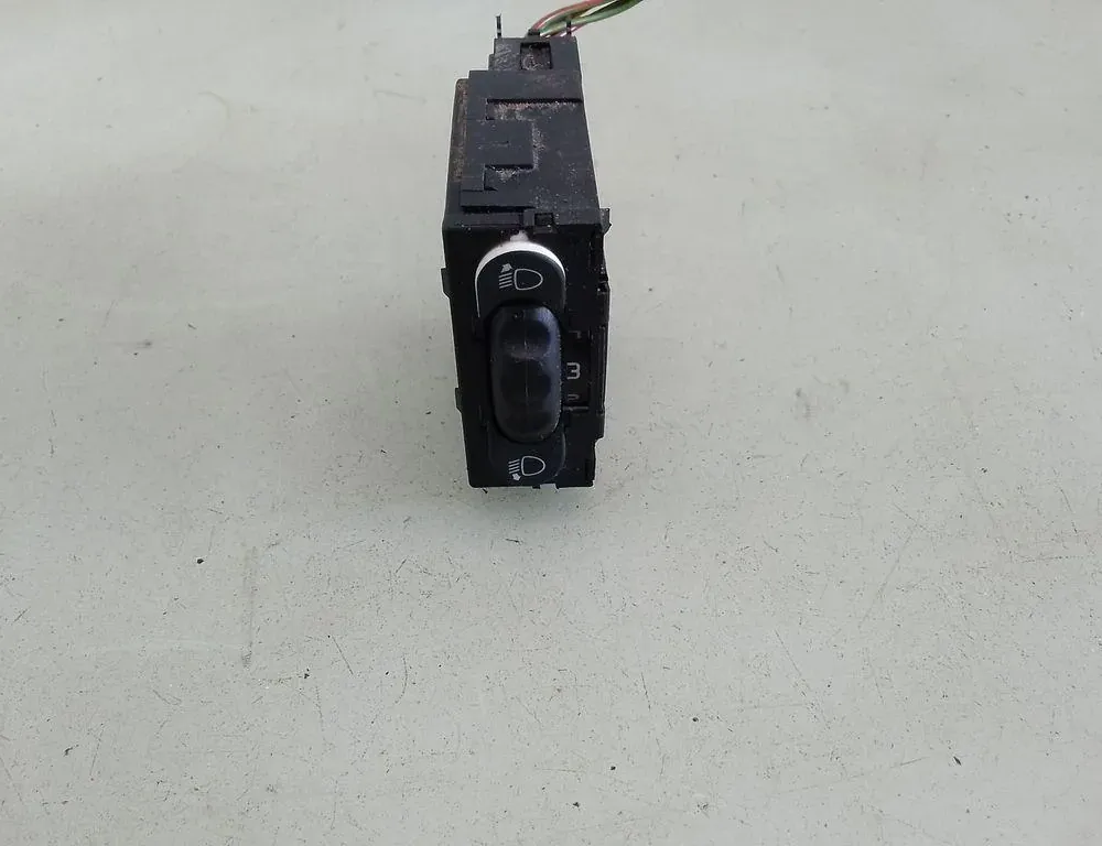 RENAULT Trafic 2 generation (2001-2015) Przełącznik regulacji wysokości reflektorów 91166822 35096261