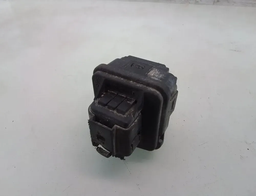 AUDI A3 8L (1996-2003) Headlamp leveling motor 8L0941295 35098490