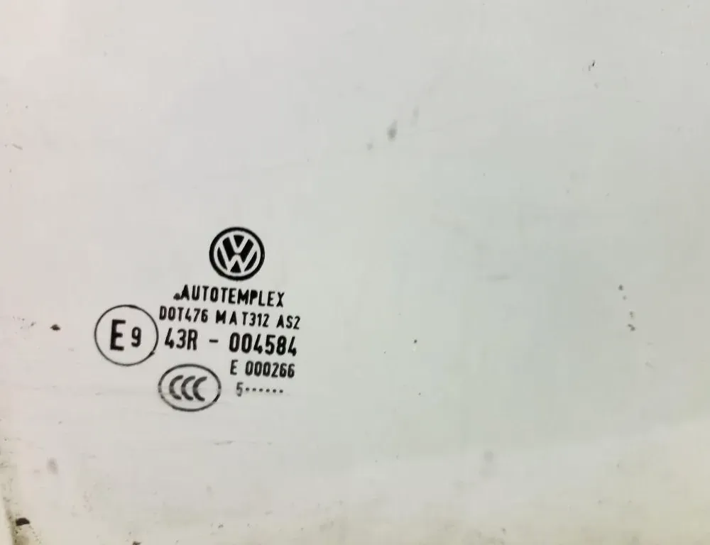 VOLKSWAGEN Jetta 5 generation (2005-2011) Rear Right Door Window Glass 43R004584 35093836