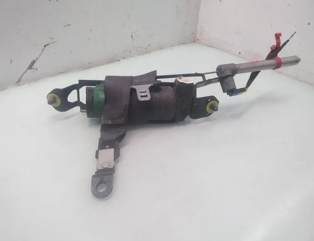 VOLVO V70 3 generation (2007-2020) Front Right Seatbelt 30662993 35069988