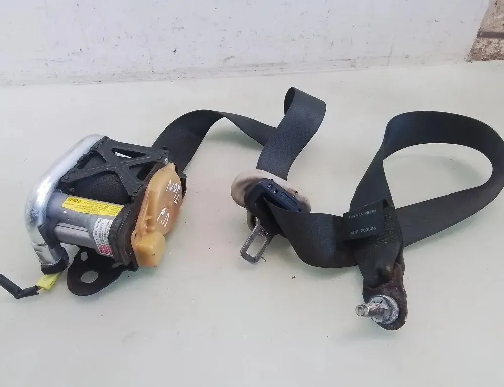 NISSAN Note 1 generation (2005-2014) Front Right Seatbelt 143569 35099530