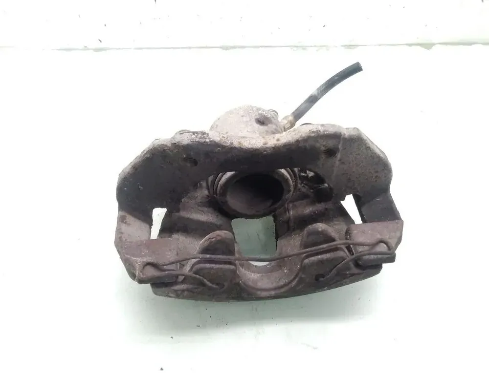 FORD C-Max 1 generation (2003-2010) Zacisk hamulca przedniego prawego 35075461