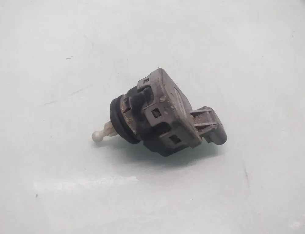 OPEL Astra G (1998-2009) Headlamp leveling motor 90590665 35083420