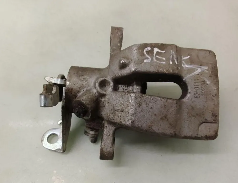 RENAULT Megane 1 generation (1995-2003) Rear Left Brake Caliper 35100865