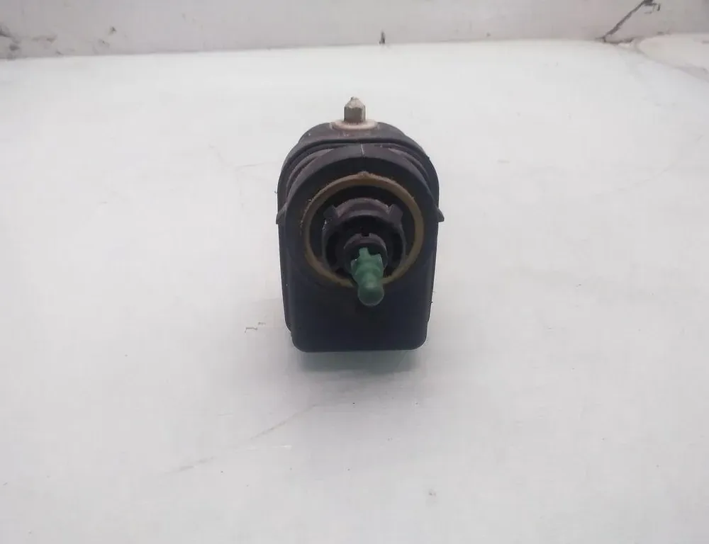 RENAULT Megane 1 generation (1995-2003) Headlamp leveling motor 35083001