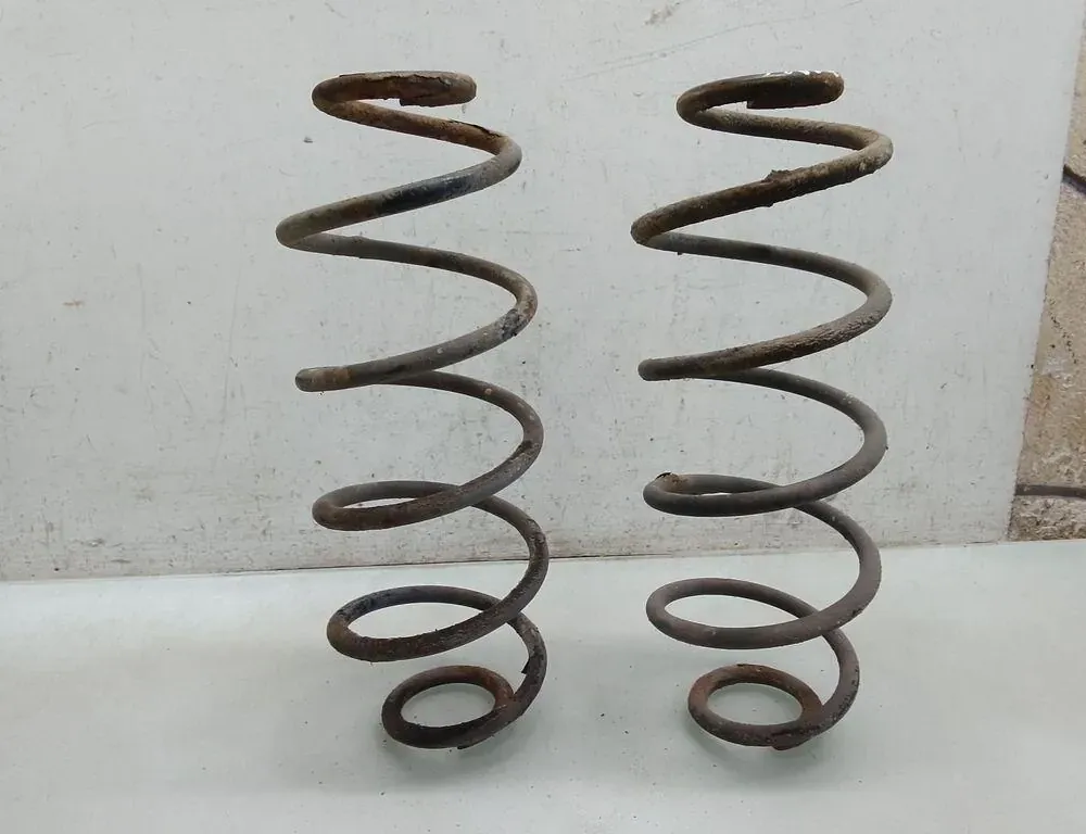 PEUGEOT 207 1 generation (2006-2009) Sprężyna śrubowa tylna prawa 35086529