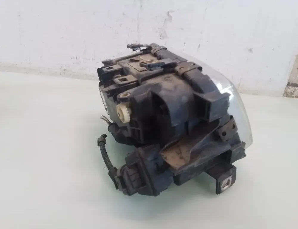 AUDI A3 8L (1996-2003) Front Right Headlight 35099790