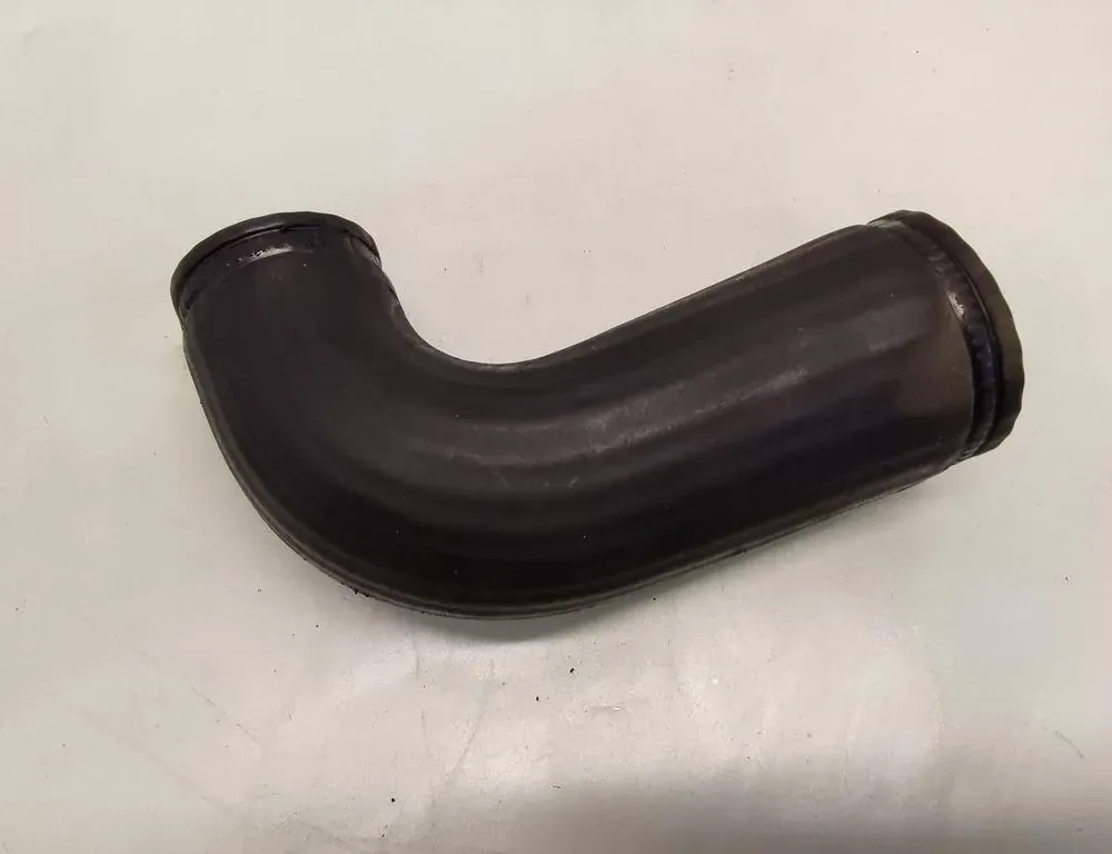 VOLVO S60 1 generation (2000-2009) Rura wężowa intercoolera 35101039