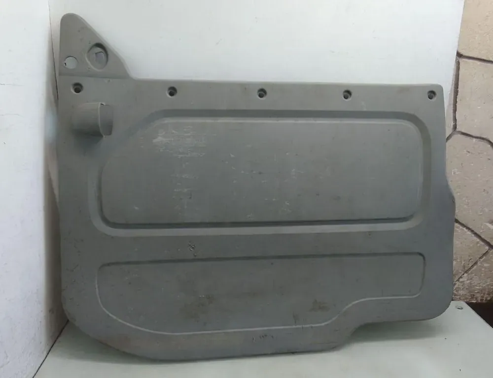 RENAULT Trafic 2 generation (2001-2015) Inne części wykończeniowe 91166003 35095301