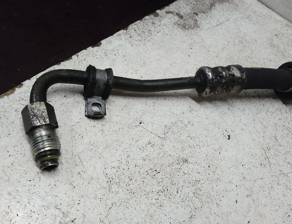 VOLVO V70 2 generation (2000-2008) Power Steering Hose Pipe 35098968