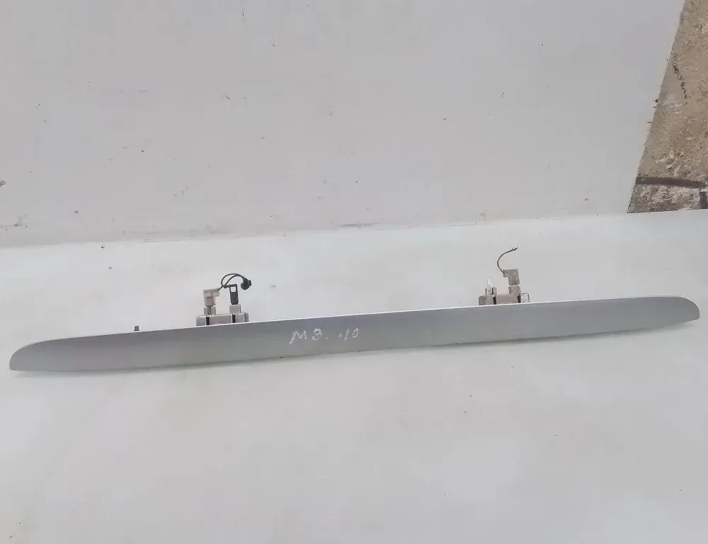 MERCEDES-BENZ E-Class W210/S210 (1995-2002) Oświetlenie tablicy rejestracyjnej 2107400040 35076005