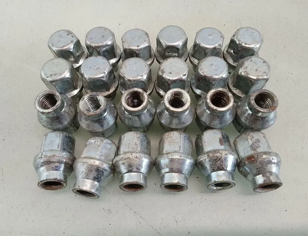 SSANGYONG Rexton Y200 (2001-2007) Śruby 35080916