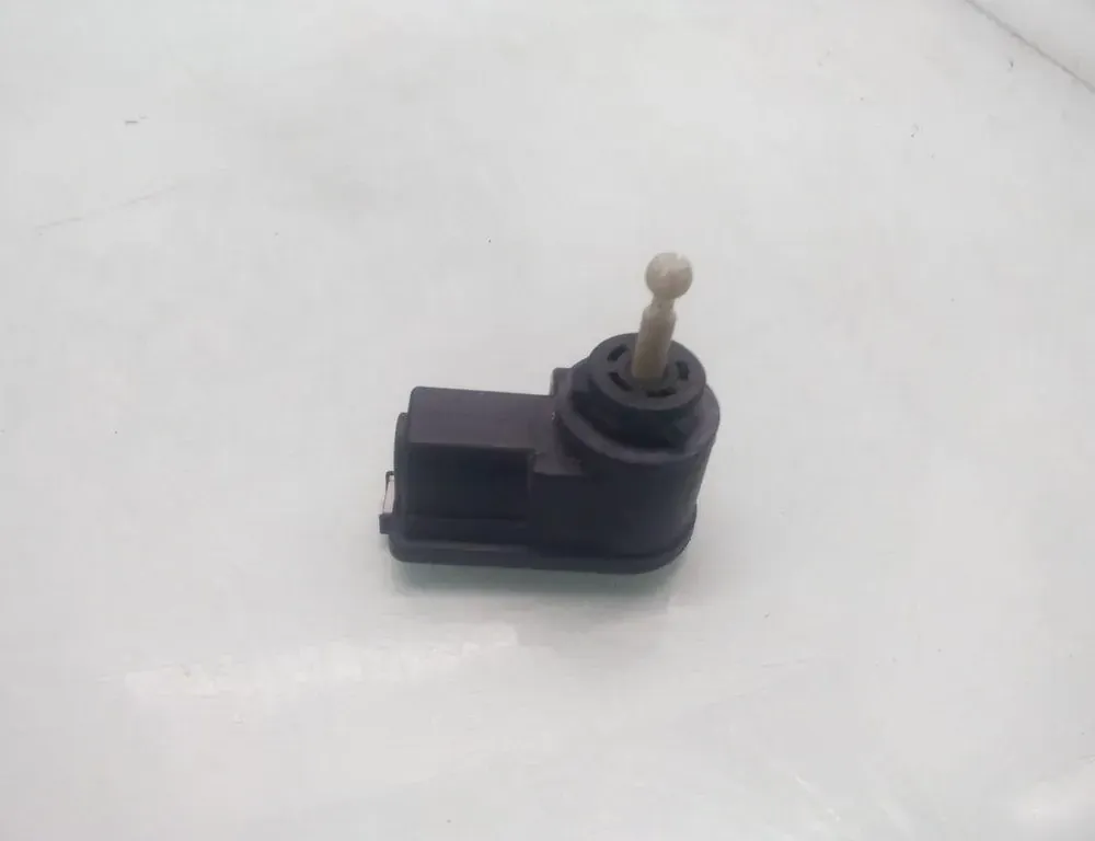 AUDI A4 B6/8E (2000-2005) Headlamp leveling motor 1J0941295B 35086832