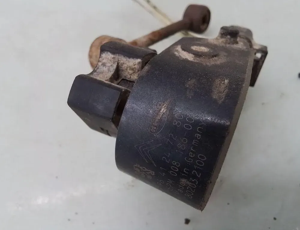 CITROËN C5 2 generation (2008-2017) Headlamp leveling motor 9641247280 35094117