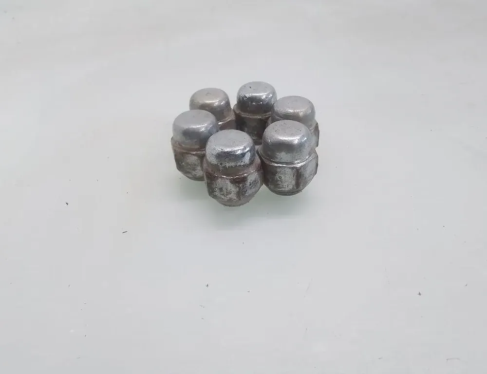 NISSAN Terrano 2 generation (1993-2006) Śruby 35070992