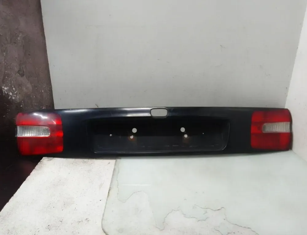 VOLVO V40 1 generation (1996-2004) Oświetlenie tablicy rejestracyjnej 285800 35092607