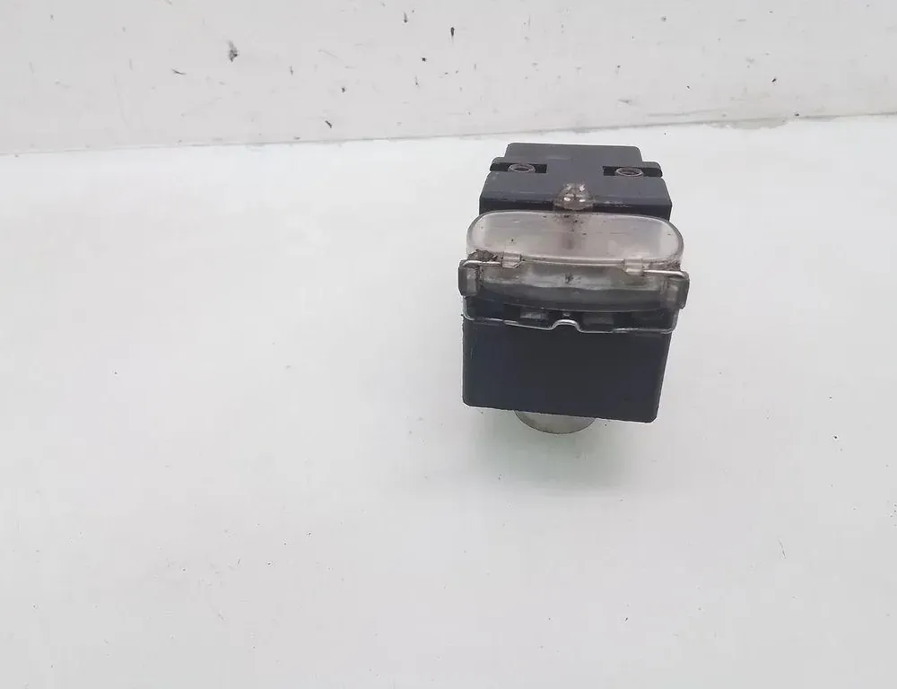 VOLKSWAGEN Sharan 1 generation (1995-2010) Przekaźnik wentylatora płynu chłodzącego 357919506 35088588