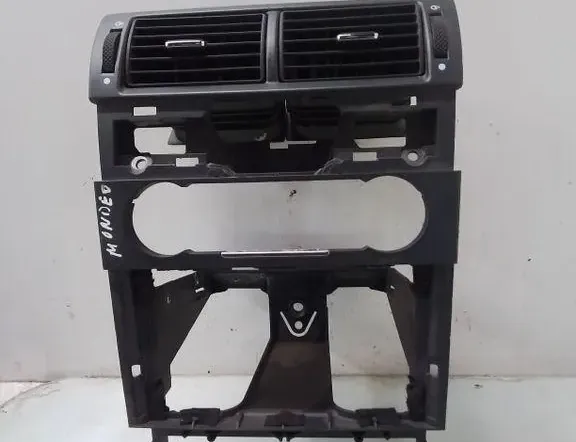 FORD Mondeo 3 generation (2000-2007) Wykończenie odtwarzacza muzycznego 35088119