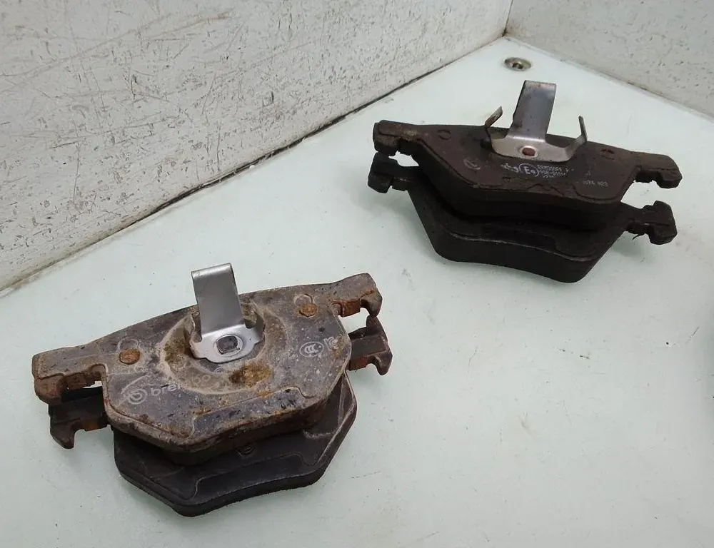 BMW 5 Series E60/E61 (2003-2010) Przednia prawa tarcza hamulcowa 35081593