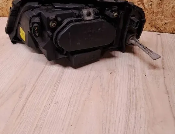 VOLKSWAGEN Sharan 1 generation (1995-2010) Front Right Headlight 7M3941016AD,7M3941016,95900148,7M3941016AH,7M3941016L,710301182202,7M3941016AB,7M3941016AA,011602A,0301182202 34892724