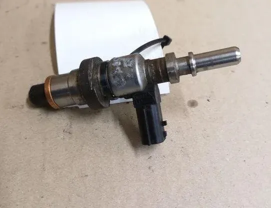 RENAULT Clio 4 generation (2012-2020) AdBlue Injectors H8200769153 27065746