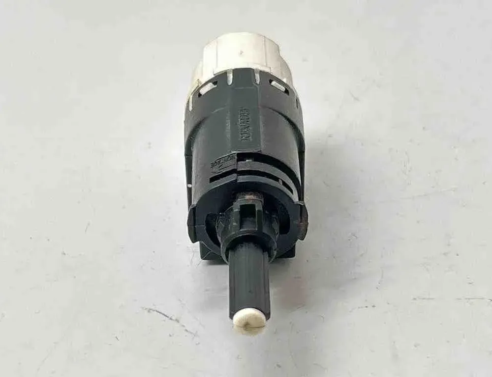 RENAULT Captur 1 generation (2013-2019) Brake Pedal Sensor 8200276361,253206170R 32681317