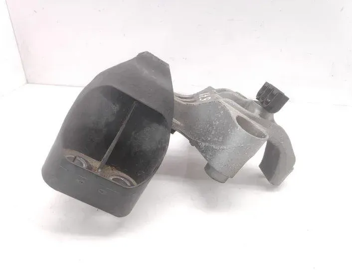 RENAULT Captur 1 generation (2013-2019) Front engine mount 112845638R 20746866