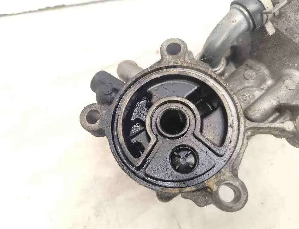 CITROËN C4 Picasso 2 generation (2013-2018) Oil Filter Holder 9656830180 32471298