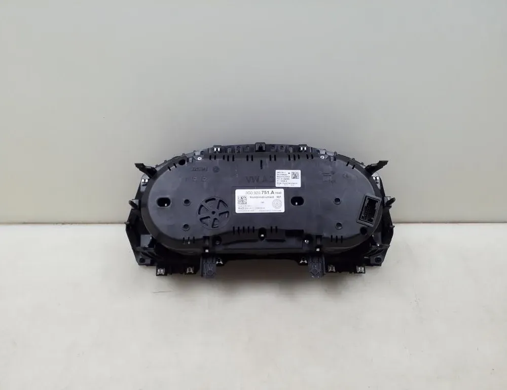 VOLKSWAGEN Passat B8 (2014-2023) Speedometer 3G0920751A 24966723