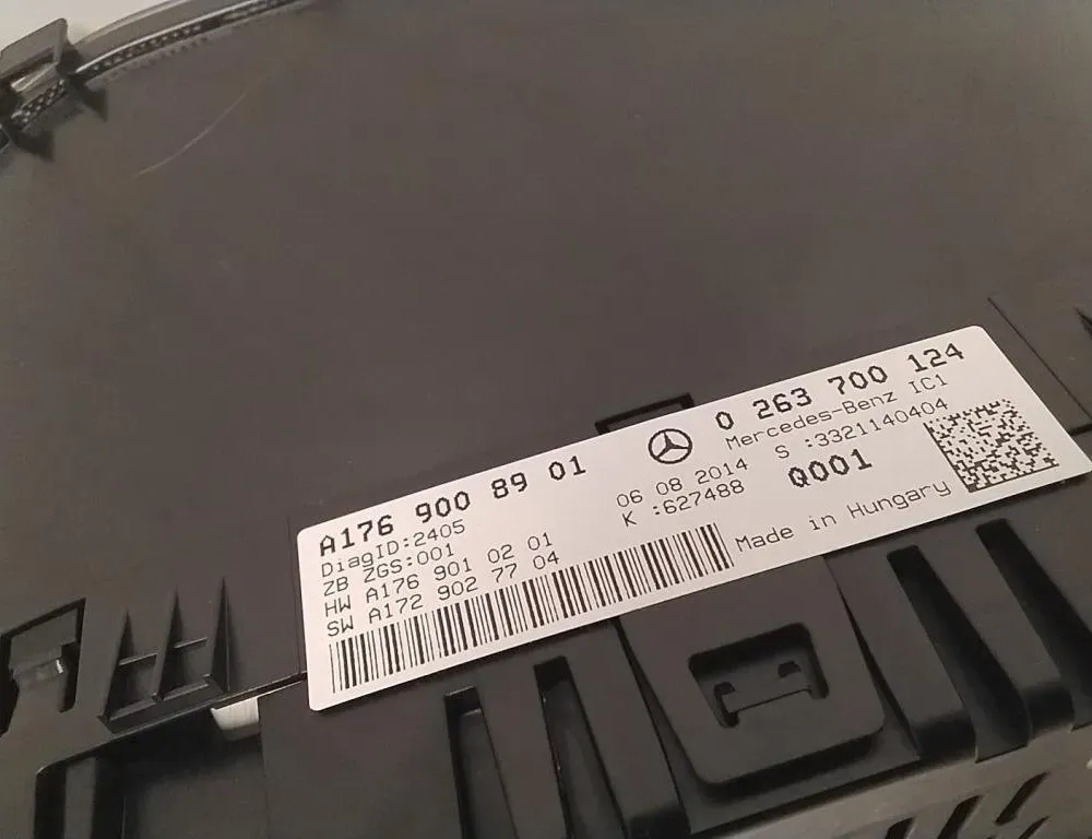 MERCEDES-BENZ A-Class W176 (2012-2018) Speedometer A1769008901 27339052