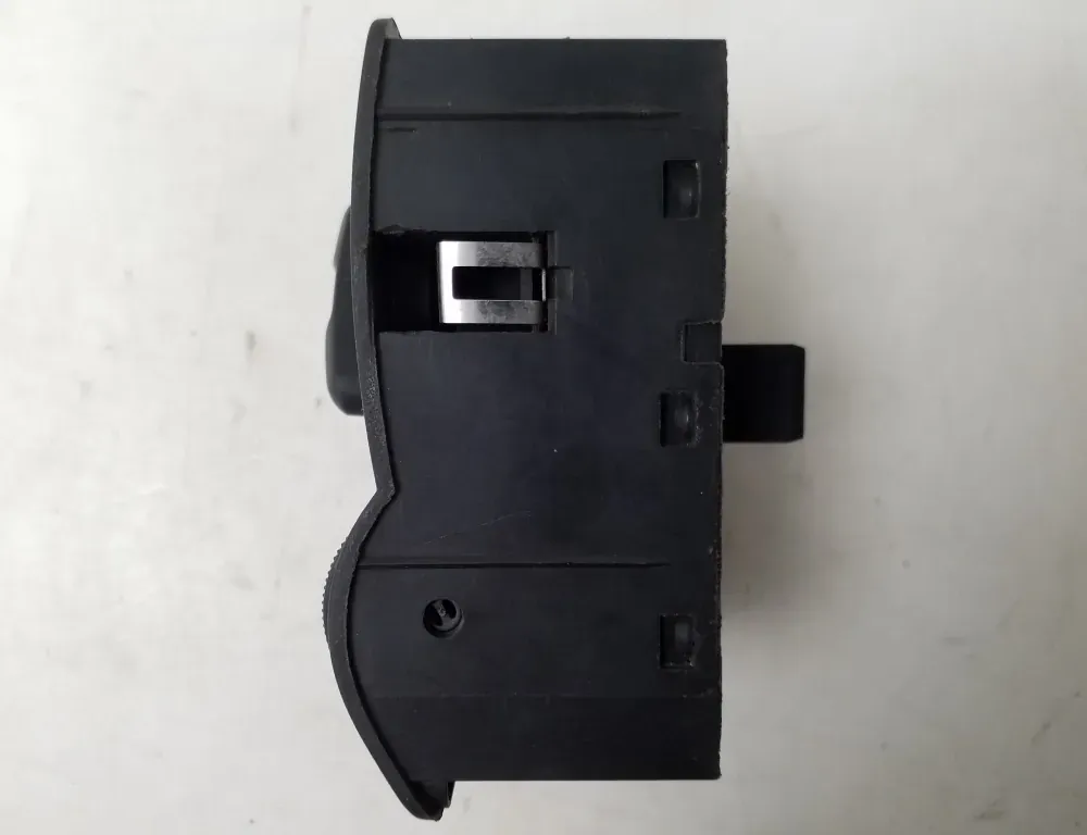 OPEL Corsa C (2000-2006) Jednostka sterująca włącznikiem reflektorów 9116613 33693466