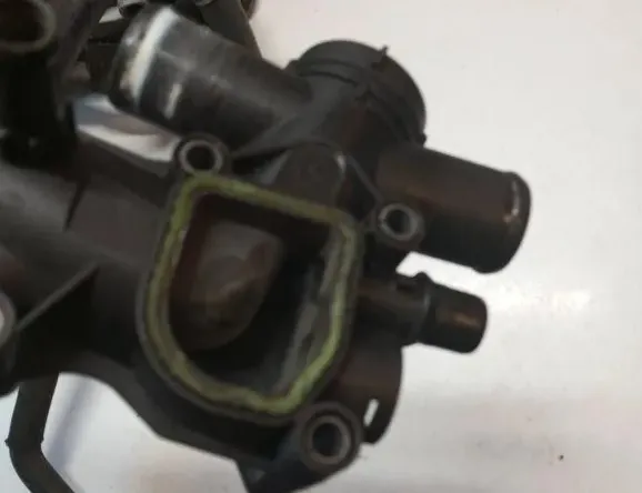 VOLVO S80 2 generation (2006-2020) Thermostat 9656182980 33153422